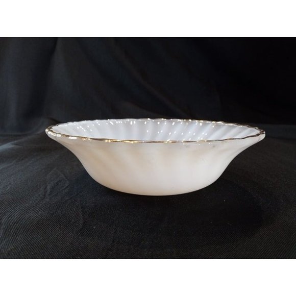 Anchor Hocking Fire King White Gold Trim Decorative Bowl 6 1/4" Diameter (9d1) - Picture 1 of 6